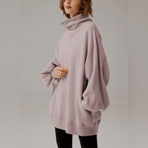 LIT whisper oversized turtleneck sweatshirt. Never worn, like new!